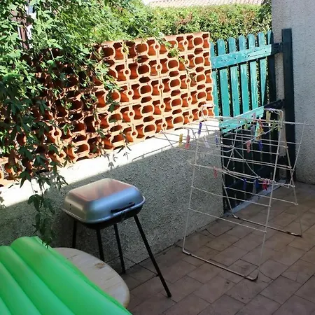 Apartment Nearby Village Naturist With Pool And Private Parking Agde