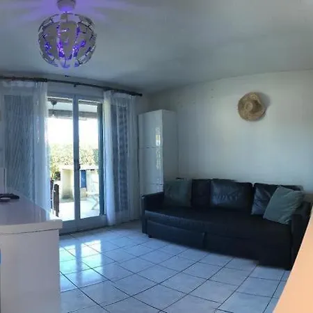 Nearby Village Naturist With Pool And Private Parking Agde
